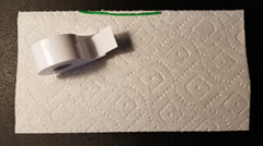 Image showing how to add pipe cleaner to the top edge